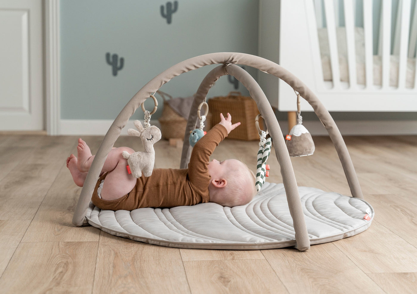 Done by Deer（ダンバイディア）