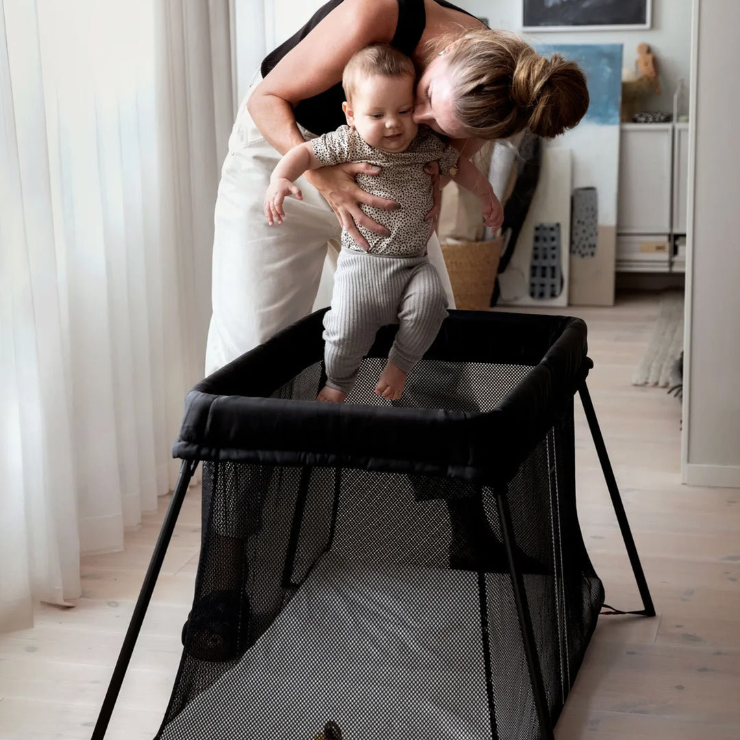 Babybjorn(ベビービョルン) 折り畳みベッド プレイヤード 収納ケース付 楽天市場】【バッグ付き】【正規品】【1年保証】 ベビービョルン