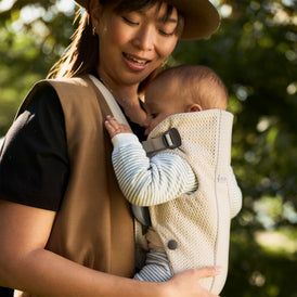 [ベビービョルン] ベビーキャリアMINI Air / ミニエア メッシュ
