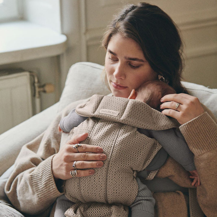 [ベビービョルン] ベビーキャリアMINI Air / ミニエア メッシュ