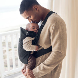 [ベビービョルン] ベビーキャリアMINI Air / ミニエア メッシュ