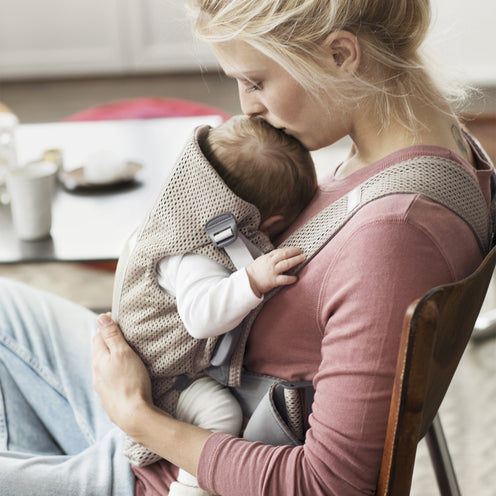 [ベビービョルン] ベビーキャリアMINI Air / ミニエア メッシュ