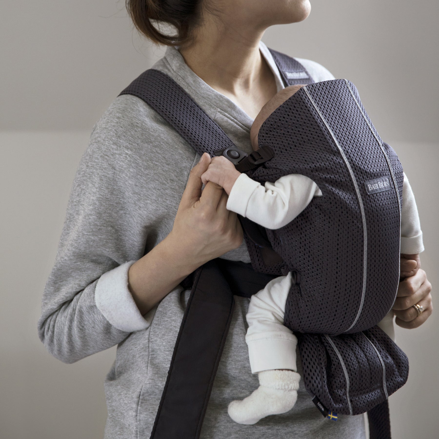 [ベビービョルン] ベビーキャリアMINI Air / ミニエア メッシュ