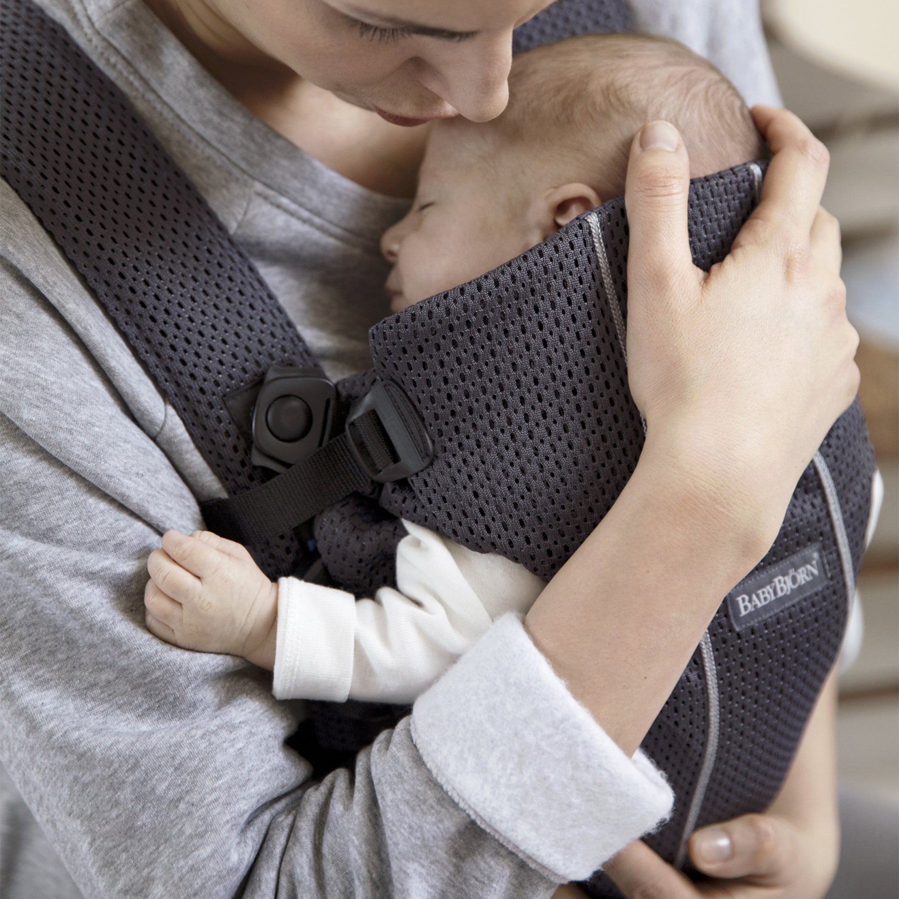 [ベビービョルン] ベビーキャリアMINI Air / ミニエア メッシュ