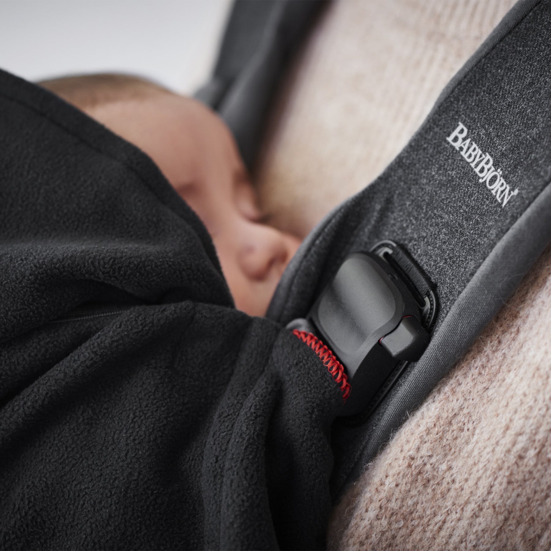 [ベビービョルン] ベビーキャリアカバー