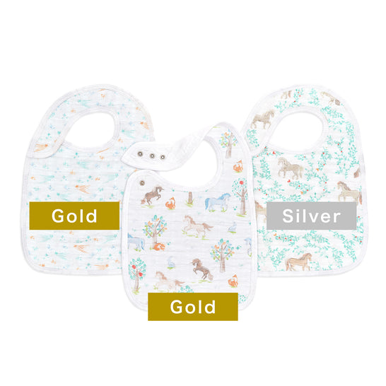 【名入れ】[aden + anais] スナップビブ（よだれかけ）- 3枚セット／イヤー オブ ザ ホース×Gold・Silver糸