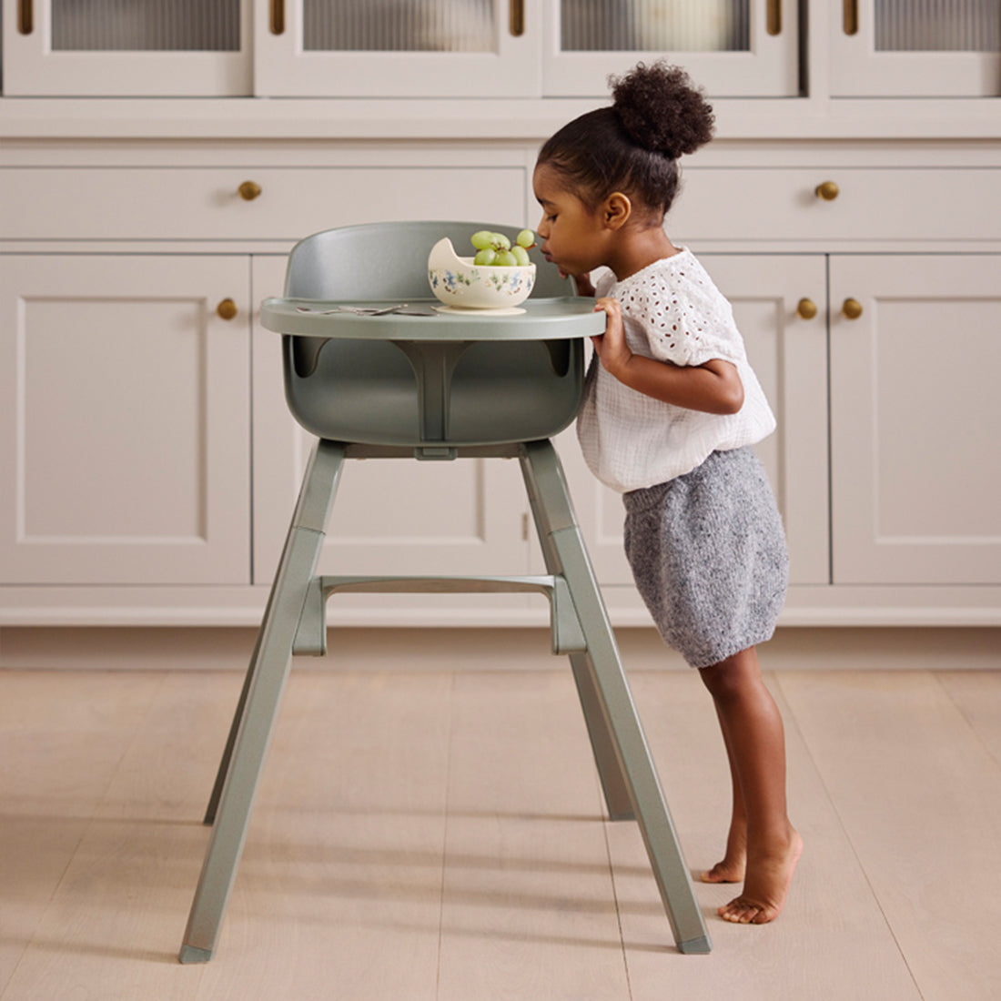 [エロディ] Grace High Chair / グレース ハイチェア