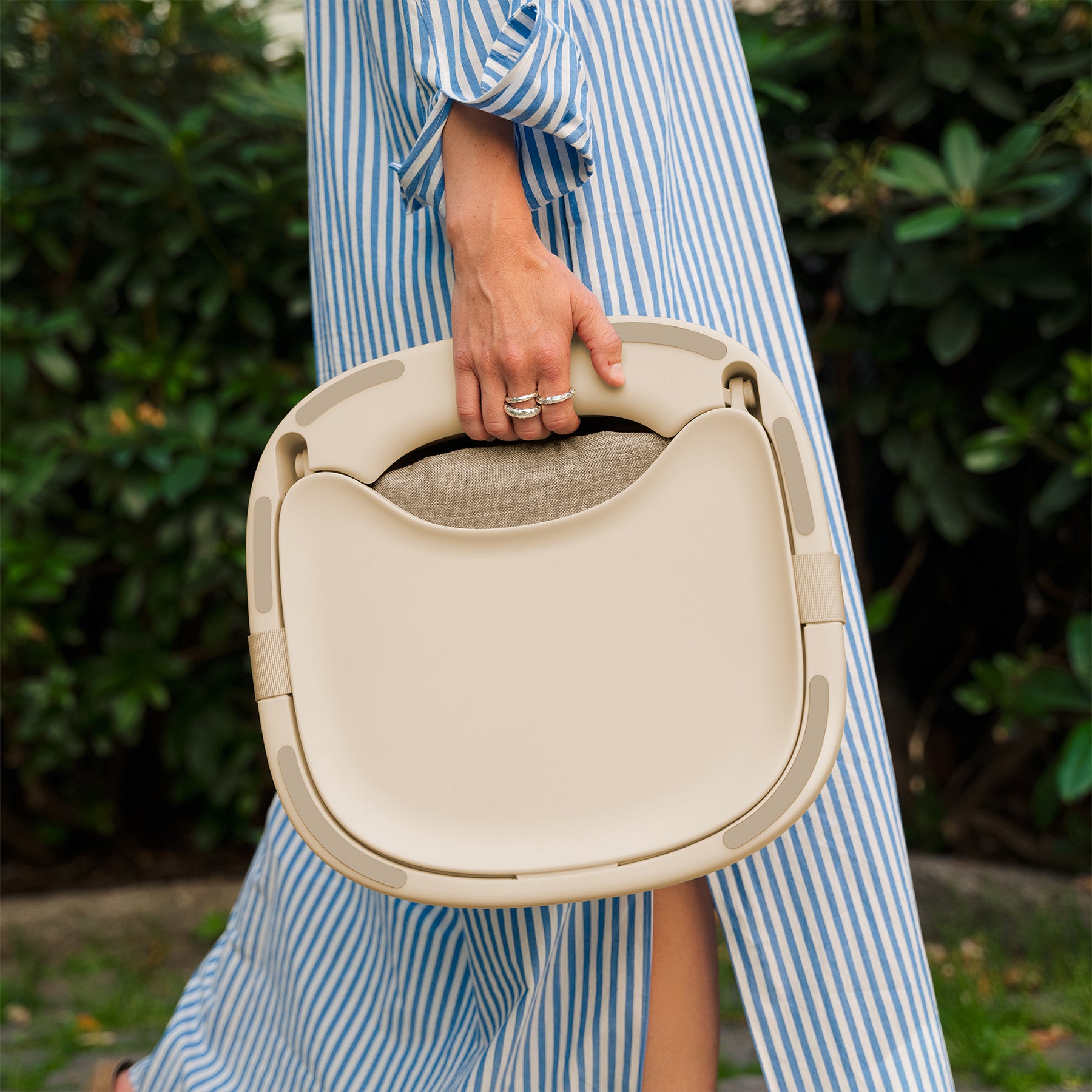 [ハニー] ブースターチェア（ポータブルチェア）